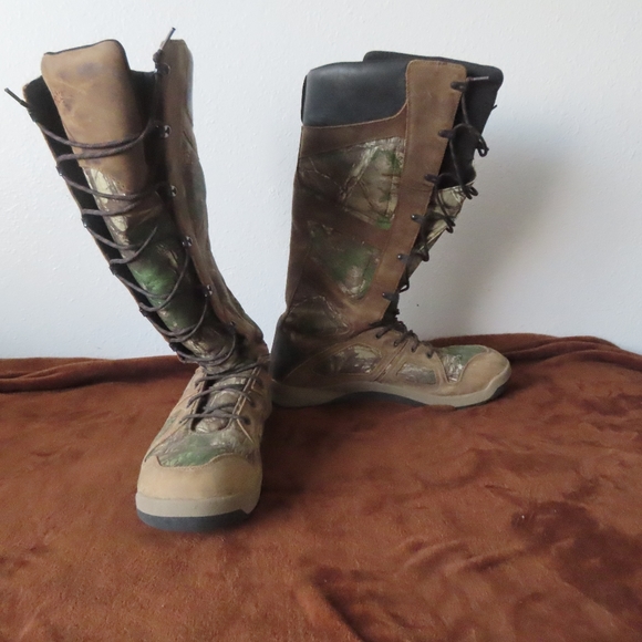 Danner 48063 - Steadfast Snake Boot 17" Realtree Xtra® Green sz 15 - Picture 1 of 10